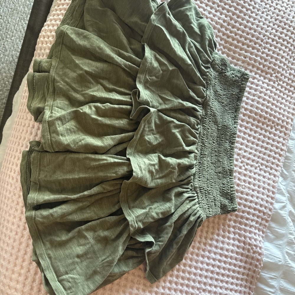 this is an arie skirt